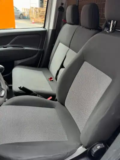 Vendo Fiat Doblo 2019 - 7900 EUR, 191383 km - AUTO.MOTO.pt