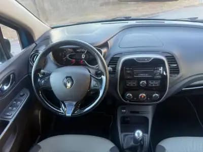 Vendo Renault Captur 2014 - 8990 EUR, 178000 km - AUTO.MOTO.pt