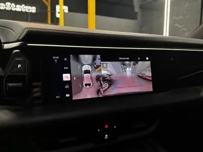 Vendo Porsche Macan 2025 - 87990 EUR, 15800 km - AUTO.MOTO.pt