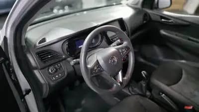 Sell Opel Karl 2018 - 9990 EUR, 125000 km - AUTO.MOTO.pt