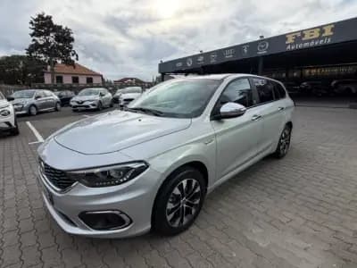 Sell Fiat Tipo Station Wagon 2020 - 14900 EUR, 55800 km - AUTO.MOTO.pt