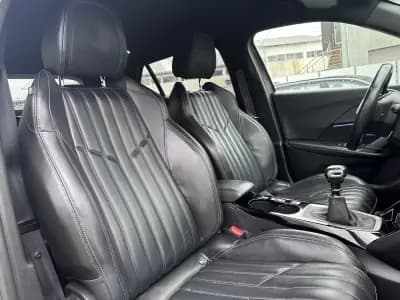 Vendo Peugeot 2008 2021 - 17900 EUR, 95000 km - AUTO.MOTO.pt