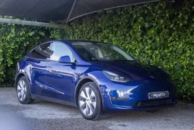 Sell Tesla Model Y 2024 - 39500 EUR, 22300 km - AUTO.MOTO.pt