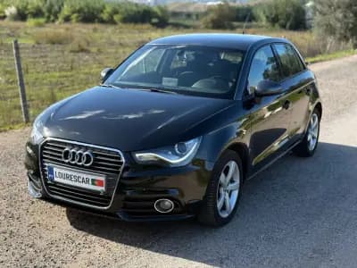 Sell Audi A1 Sportback 2014 - 11500 EUR, 152000 km - AUTO.MOTO.pt