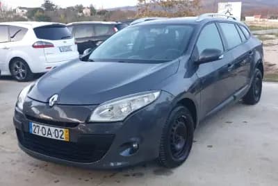 Sell Renault Mégane Sport Tourer 2011 - 4990 EUR, 301000 km - AUTO.MOTO.pt
