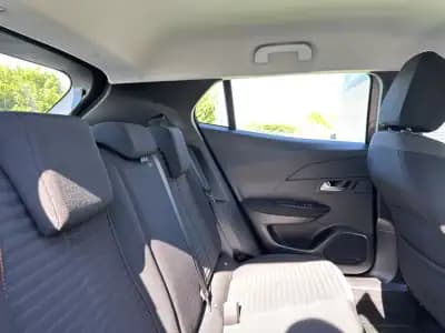 Vendo Peugeot 2008 2021 - 16500 EUR, 170000 km - AUTO.MOTO.pt