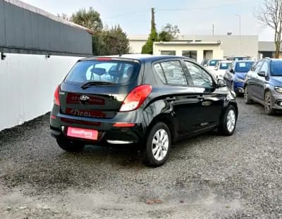 Vendo Hyundai i20 2012 - 7490 EUR, 172563 km - AUTO.MOTO.pt