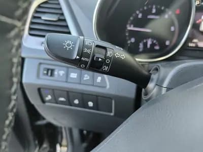 Vendo Hyundai Santa Fe 2016 - 21950 EUR, 149998 km - AUTO.MOTO.pt