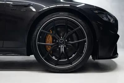 Sell Mercedes-Benz AMG GT 2019 - 139950 EUR, 38000 km - AUTO.MOTO.pt