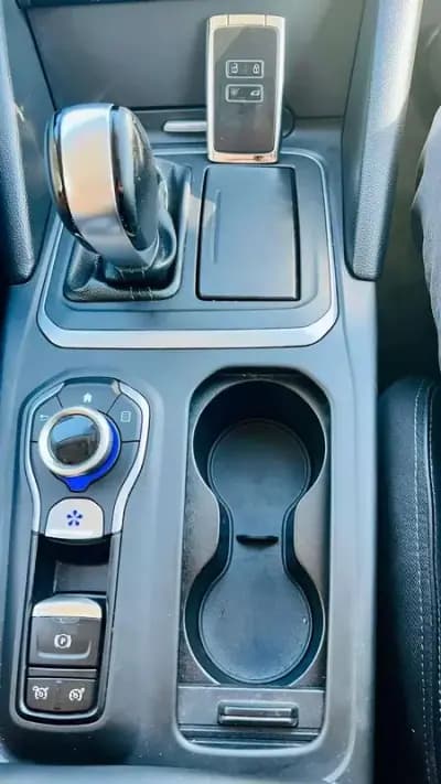 Vendo Renault Talisman 2018 - 18900 EUR, 122623 km - AUTO.MOTO.pt