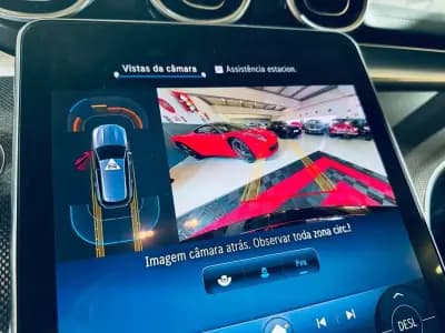 Vendo Mercedes-Benz C 300 2022 - 40990 EUR, 95187 km - AUTO.MOTO.pt