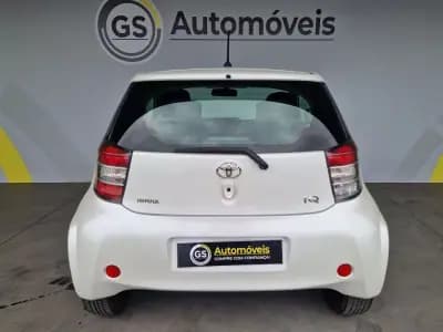Sell Toyota iQ 2009 - 4450 EUR, 158000 km - AUTO.MOTO.pt