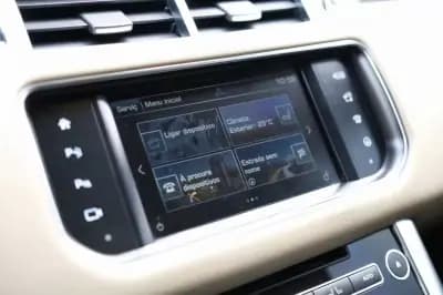 Sell Land Rover Range Rover Sport 2016 - 39900 EUR, 116000 km - AUTO.MOTO.pt