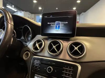 Vendo Mercedes-Benz CLA 200 2018 - 20990 EUR, 165000 km - AUTO.MOTO.pt