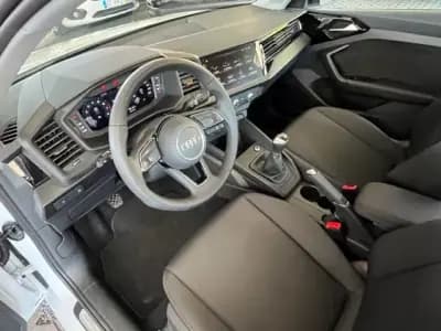 Sell Audi A1 Sportback 2023 - 23500 EUR, 40987 km - AUTO.MOTO.pt