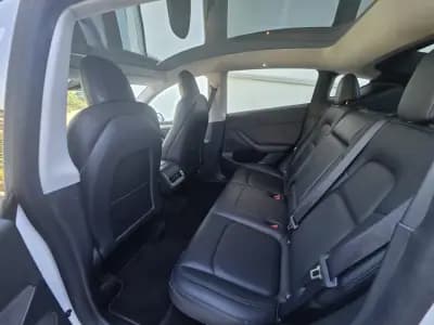 Vendo Tesla Model Y 2022 - 37000 EUR, 90000 km - AUTO.MOTO.pt