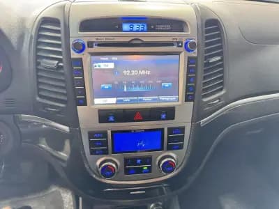 Sell Hyundai Santa Fe 2010 - 9990 EUR, 200100 km - AUTO.MOTO.pt