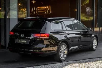 Sell Volkswagen Passat Variant 2017 - 10900 EUR, 290131 km - AUTO.MOTO.pt