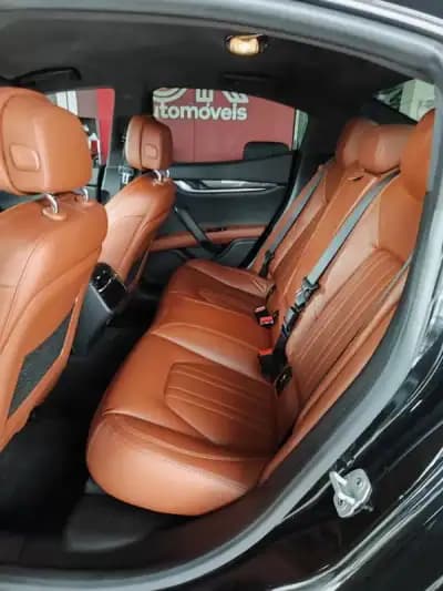 Sell Maserati Ghibli 2015 - 34500 EUR, 129900 km - AUTO.MOTO.pt