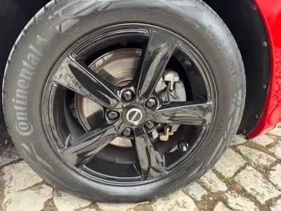 Sell Volvo V40 2017 - 14750 EUR, 138000 km - AUTO.MOTO.pt