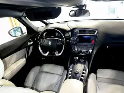 Sell Citroën DS5 2014 - 12900 EUR, 162998 km - AUTO.MOTO.pt