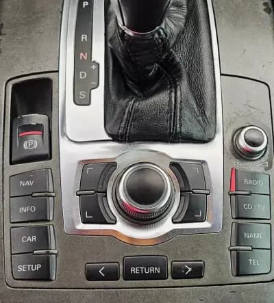 Vendo Audi A6 2005 - 9500 EUR, 350000 km - AUTO.MOTO.pt