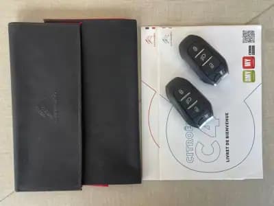 Vendo Citroën C4 2022 - 18450 EUR, 89000 km - AUTO.MOTO.pt