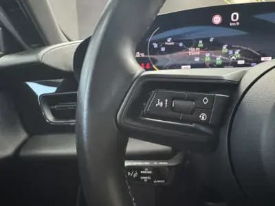 Vendo Porsche Taycan 2021 - 67000 EUR, 60000 km - AUTO.MOTO.pt