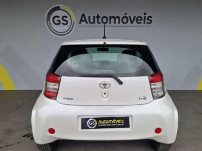 Sell Toyota iQ 2009 - 4450 EUR, 158000 km - AUTO.MOTO.pt