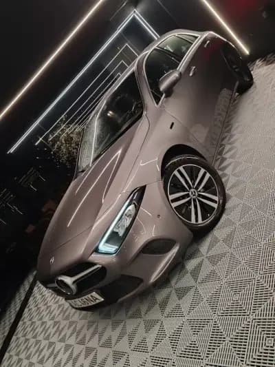 Vendo Mercedes-Benz A 250e 2020 - 24400 EUR, 101000 km - AUTO.MOTO.pt