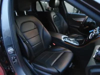 Vendo Mercedes-Benz C 180 2017 - 24900 EUR, 141265 km - AUTO.MOTO.pt