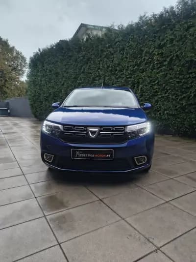 Vendo Dacia Sandero 2020 - 10400 EUR, 108000 km - AUTO.MOTO.pt