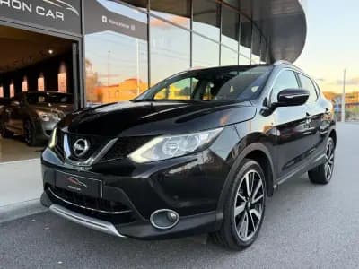 Vendo Nissan Qashqai 2014 - 12990 EUR, 199100 km - AUTO.MOTO.pt