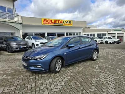 Vendo Opel Astra 2017 - 13000 EUR, 99950 km - AUTO.MOTO.pt