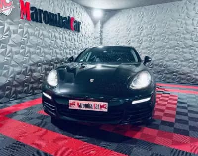 Vendo Porsche Panamera 2014 - 37990 EUR, 220436 km - AUTO.MOTO.pt
