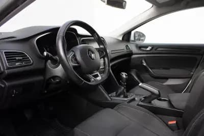 Sell Renault Mégane Sport Tourer 2019 - 10780 EUR, 224000 km - AUTO.MOTO.pt