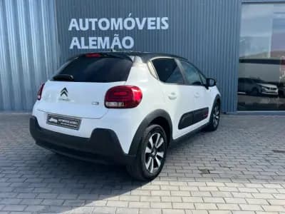 Vendo Citroën C3 2022 - 15000 EUR, 53289 km - AUTO.MOTO.pt