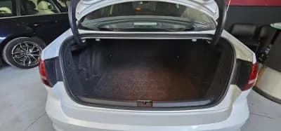 Vendo Volkswagen Jetta 2017 - 8990 EUR, 260000 km - AUTO.MOTO.pt