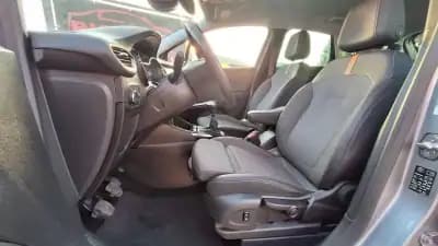 Vendo Opel Crossland 2021 - 14750 EUR, 51130 km - AUTO.MOTO.pt