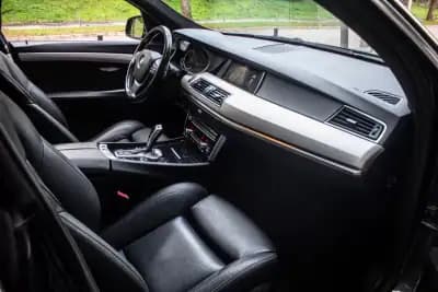 Vendo BMW 520 Gran Turismo 2015 - 19990 EUR, 183123 km - AUTO.MOTO.pt