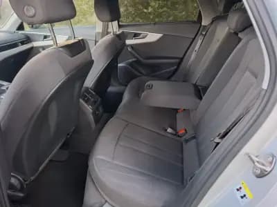 Vendo Audi A4 Avant 2023 - 35900 EUR, 56500 km - AUTO.MOTO.pt