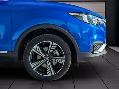 Sell MG ZS 2020 - 19250 EUR, 15000 km - AUTO.MOTO.pt