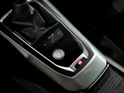 Sell Peugeot 308 SW 2015 - 13500 EUR, 199202 km - AUTO.MOTO.pt