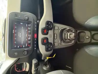 Vendo Fiat Panda 2022 - 11900 EUR, 87805 km - AUTO.MOTO.pt