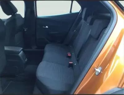 Vendo Peugeot e-2008 2023 - 20990 EUR, 34900 km - AUTO.MOTO.pt