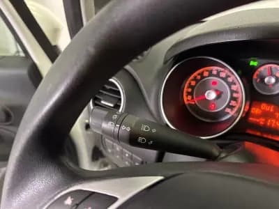 Vendo Fiat Punto 2017 - 7950 EUR, 77357 km - AUTO.MOTO.pt