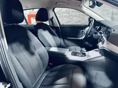 Vendo BMW 330 2020 - 32990 EUR, 101671 km - AUTO.MOTO.pt