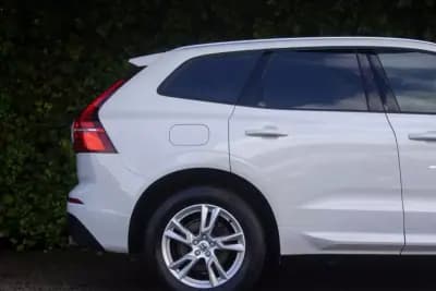 Sell Volvo XC 60 2017 - 27900 EUR, 152000 km - AUTO.MOTO.pt