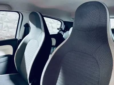 Sell Renault Twingo 2020 - 11990 EUR, 60657 km - AUTO.MOTO.pt