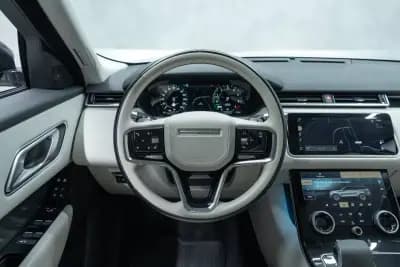 Sell Land Rover Range Rover Velar 2021 - 54950 EUR, 46000 km - AUTO.MOTO.pt